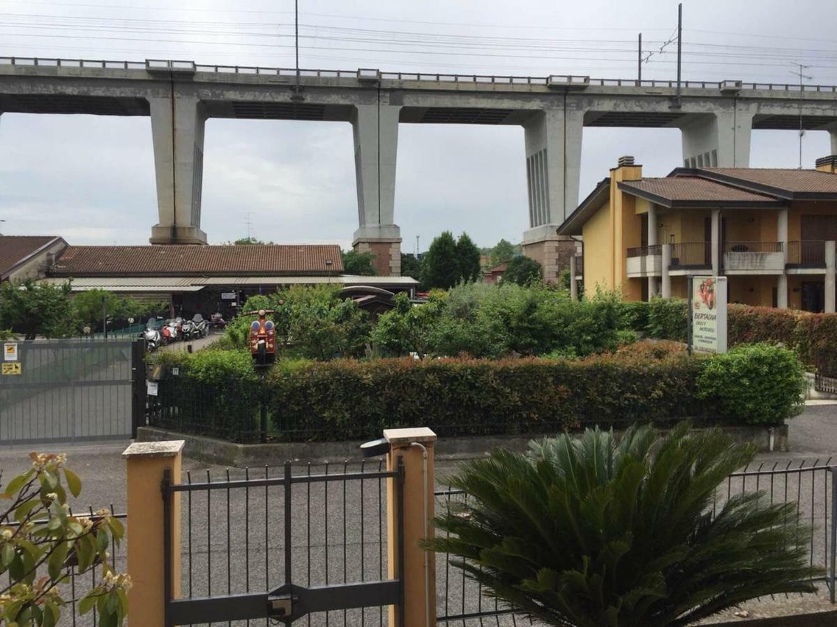 Guest House Persico Desenzano del Garda Exterior foto